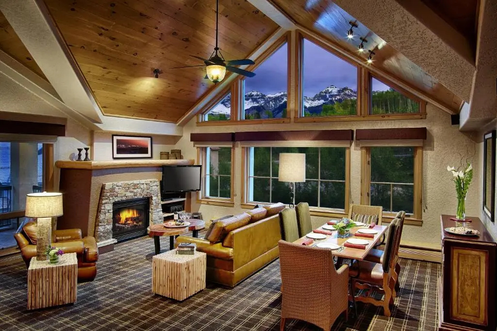 Fairmont Heritage Place, Franz Klammer Lodge - Chambres