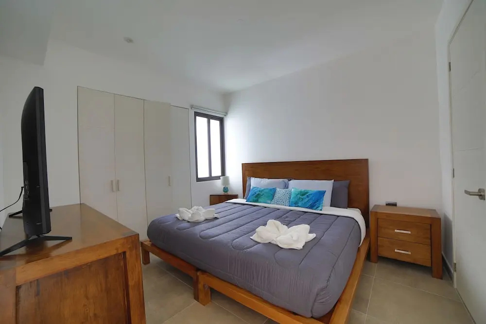 1 Bedroom Apartment with balcony