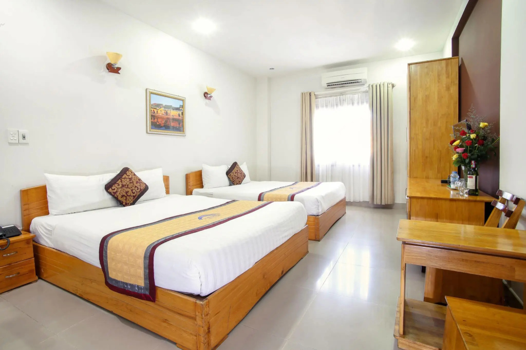 Deluxe Double Family room (twin beds)