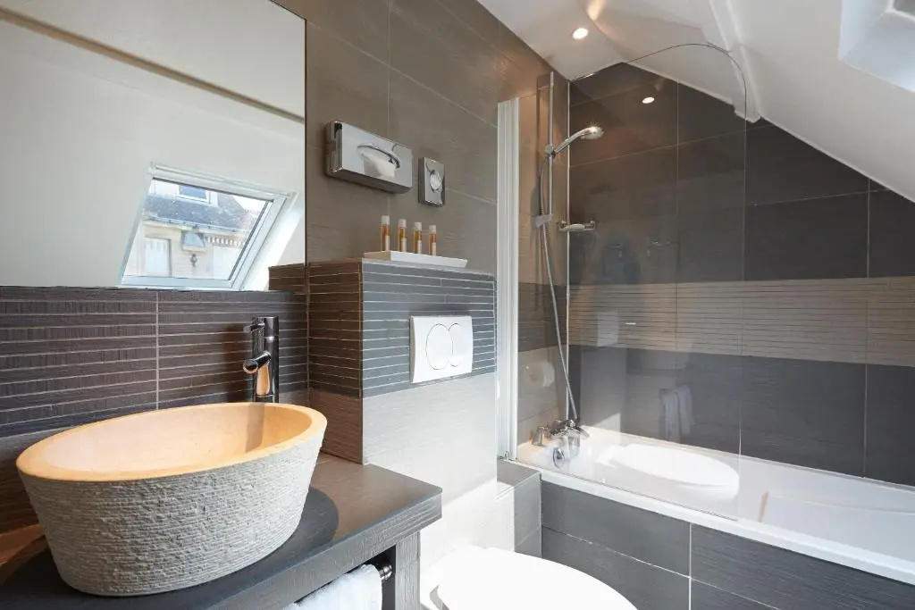 Le 46 Hotel 61