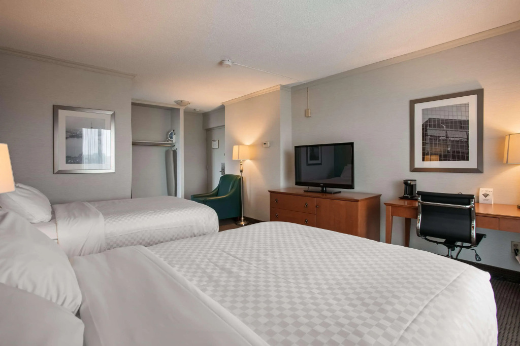 Best Western Plus Gatineau-Ottawa Downtown - фото 3