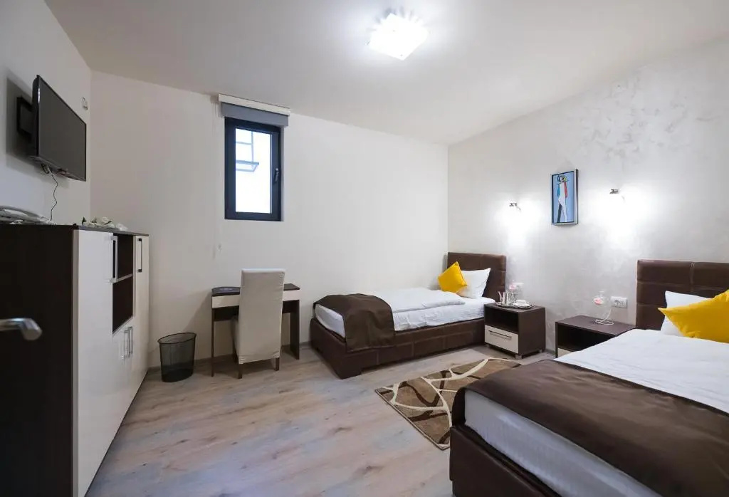 Standard Double room (twin beds)