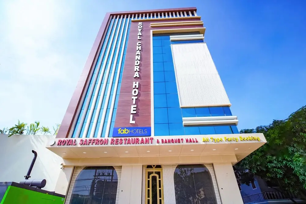 Royal Chandra Hotel