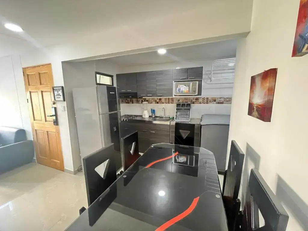 Apartamento en el Rodadero cerca al mar apt 201