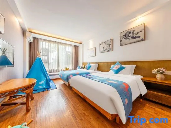 Standard Double Family room (twin beds)