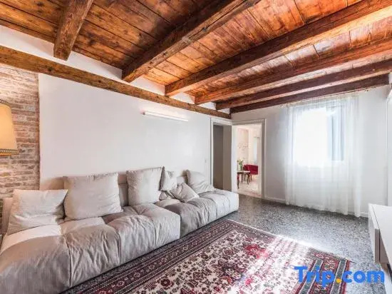 Apartment Cà Brunilda-luxury penthouse with terrace