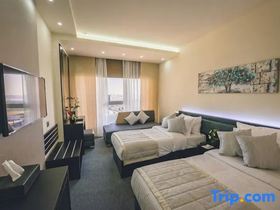 Deluxe Double room (full double bed)