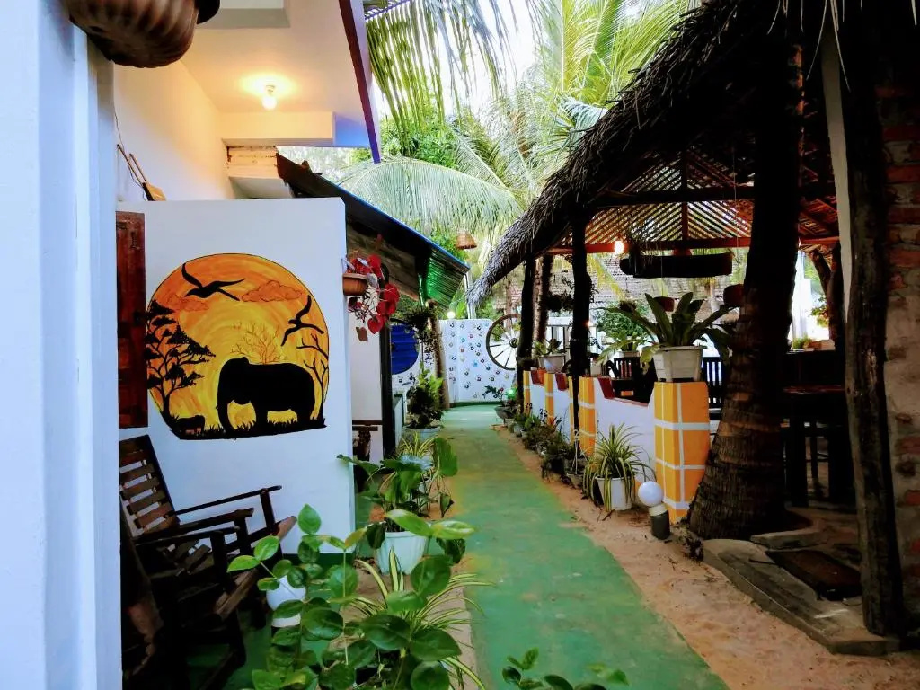 Cresent Bay Beach Hotel