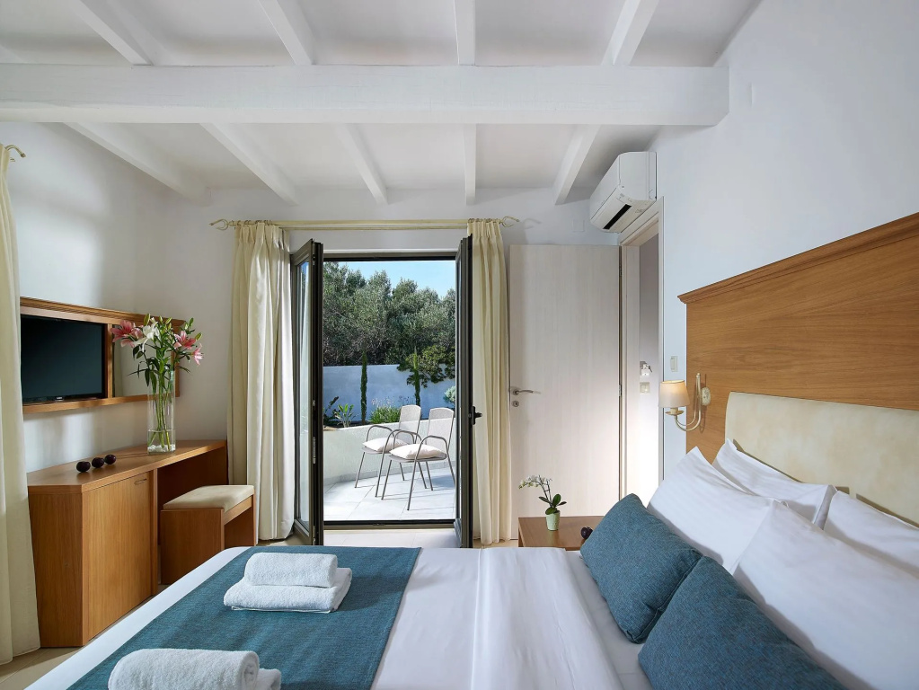 2 Bedrooms Suite