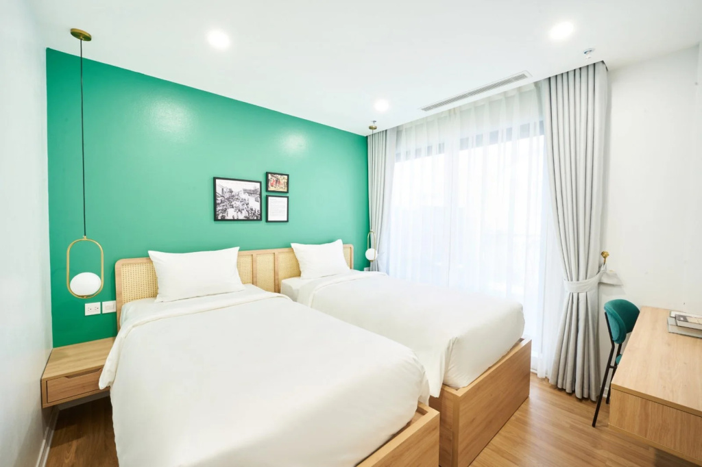 Executive Double room with balcony and with city view (twin beds)