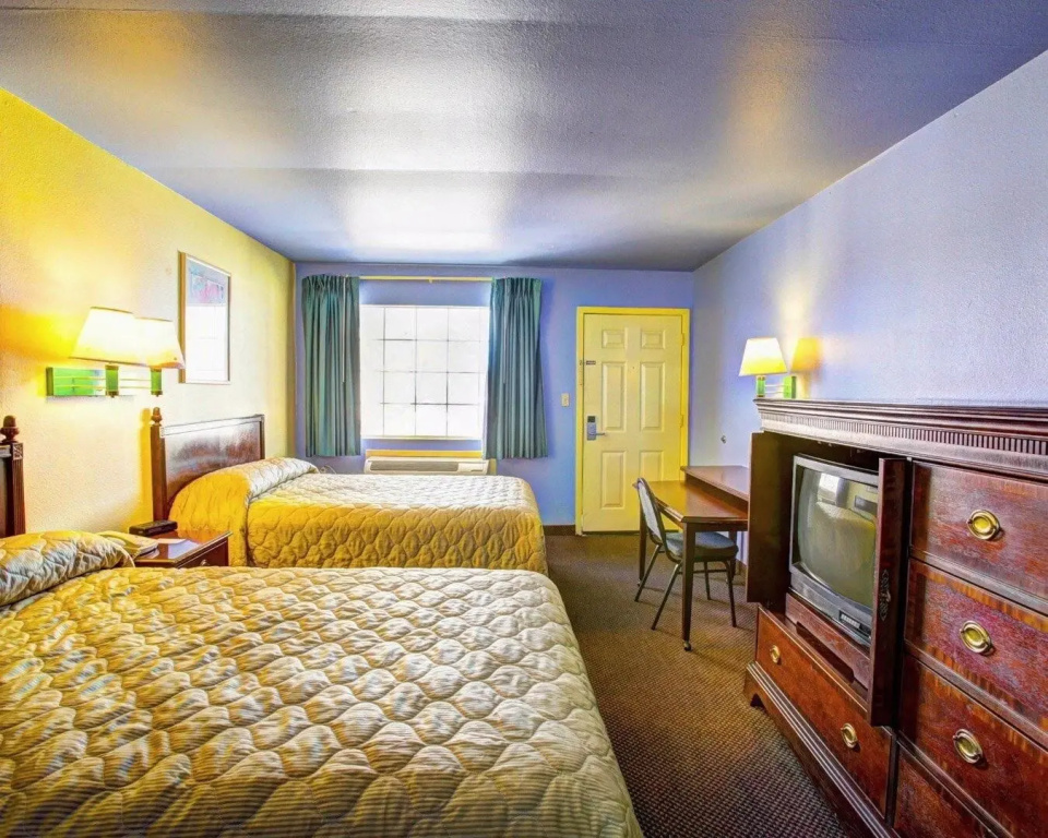 Nites Inn photo 2