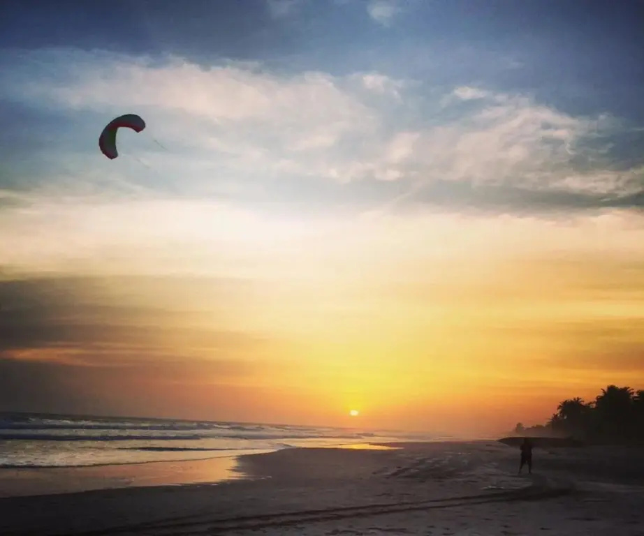 Kame Surf Camp & School Sunset Beach Bar