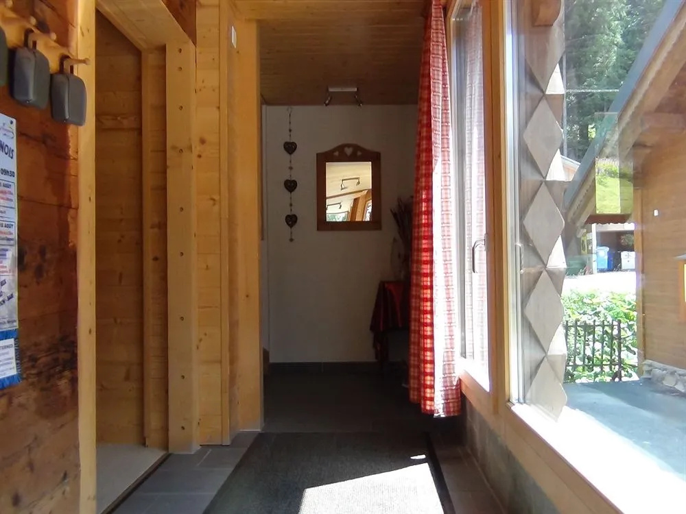 Chalet Suisse