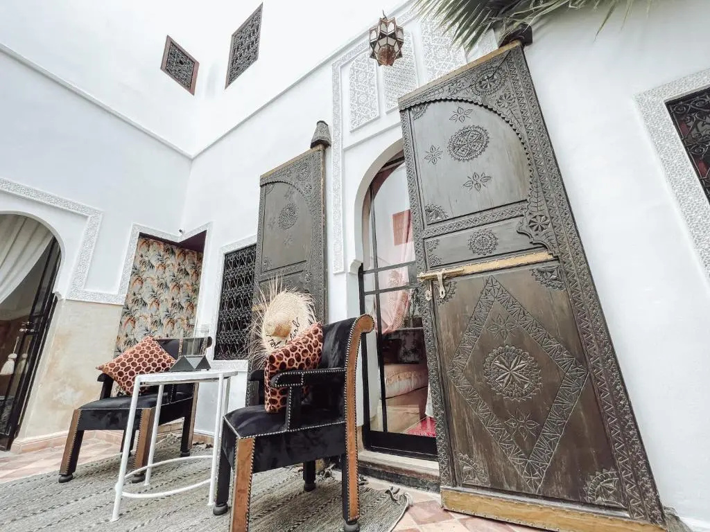 Standard Double room with pool view (full double bed)