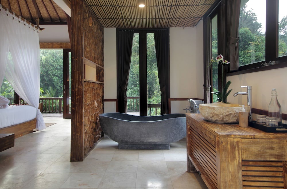 The Tirta Sari Villas — фото