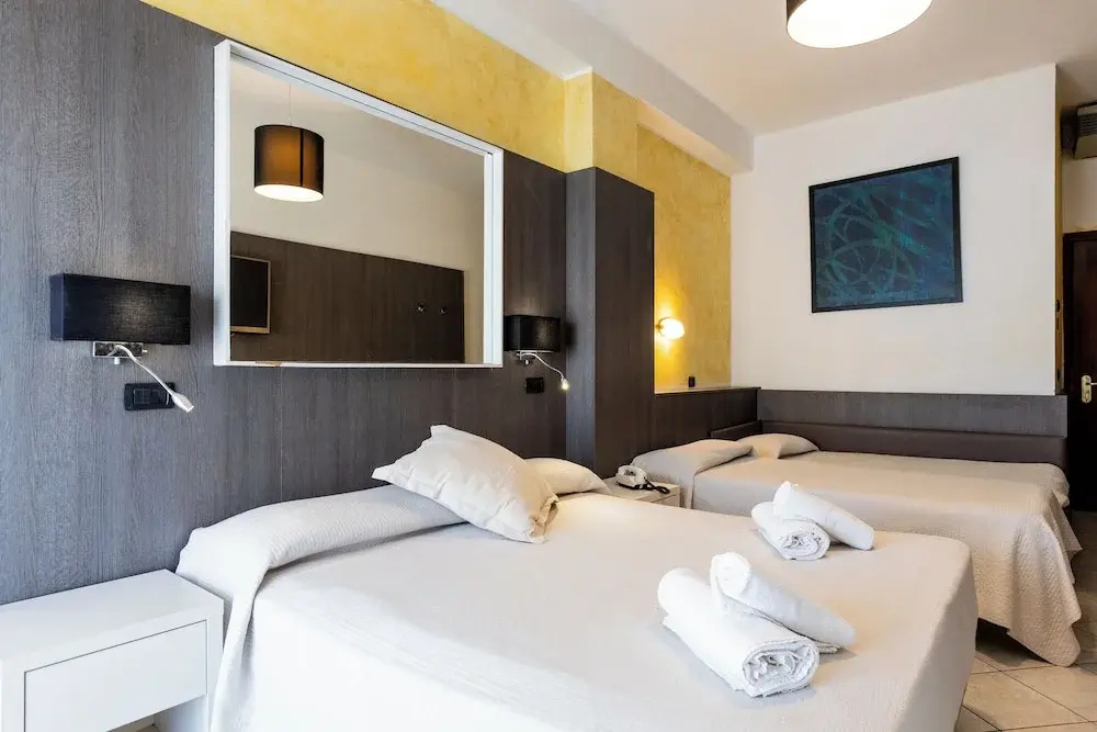 Classic Quadruple room