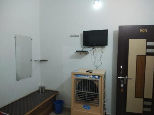 Image 7