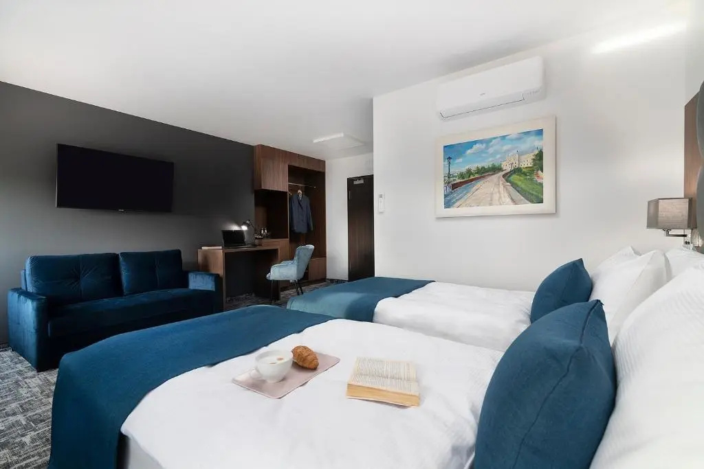 Standard Double room (full double bed)