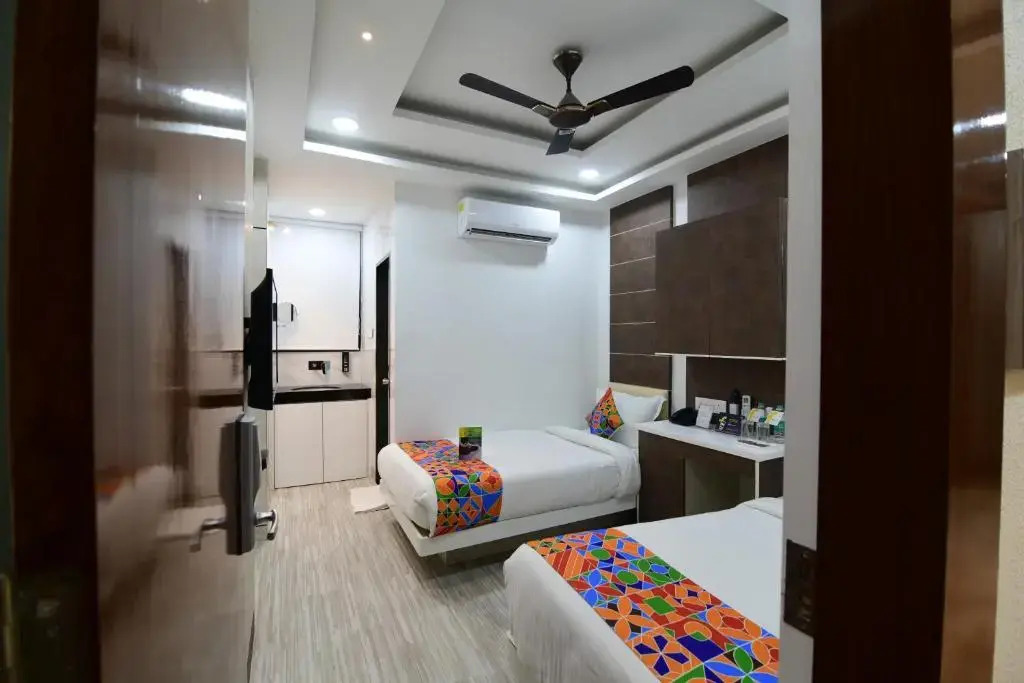 Om Stay Well By FabHotel — фото 6