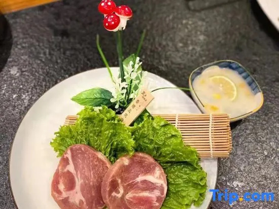 Food & Beverage