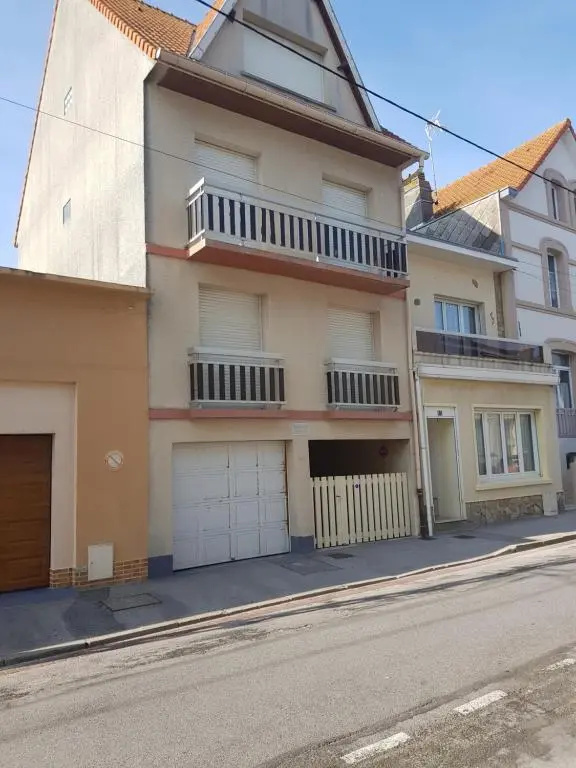 Residence JEANNE 50 m de l'Esplanade classé 2 étoiles