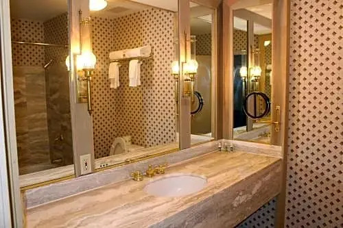 Roberts Riverwalk Urban Resort Hotel - Chambres