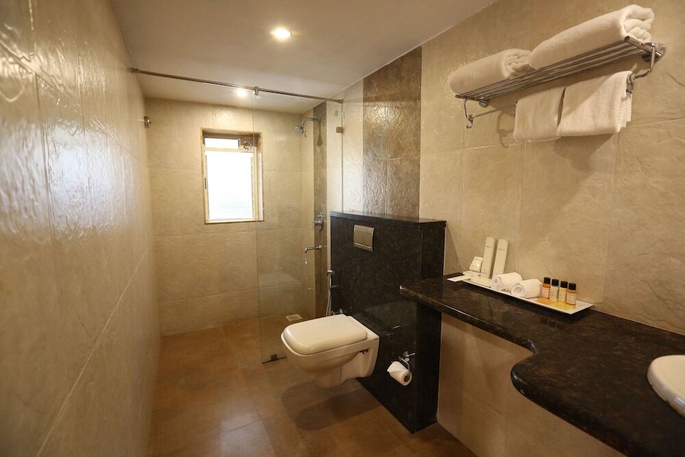Evoke Lifestyle Candolim