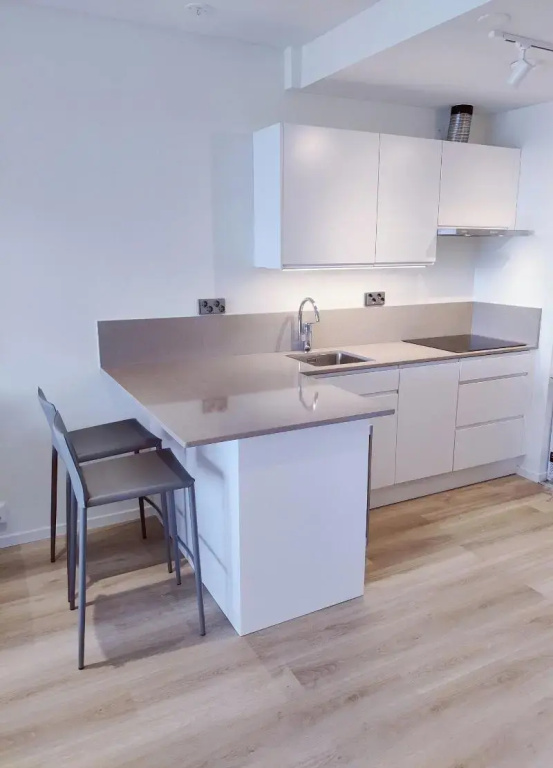 1 Bedroom Apartment with balcony