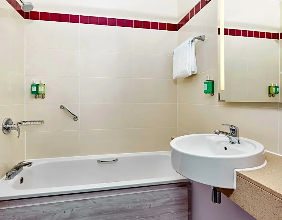 Leonardo Hotel Swindon - Chambres