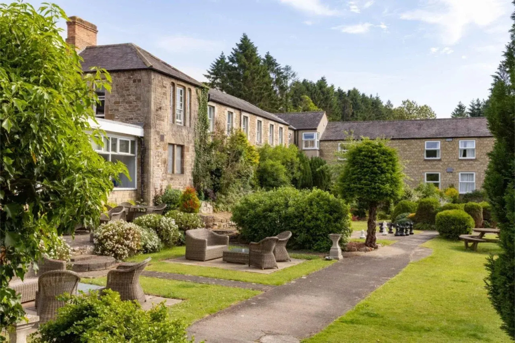 The George Hotel