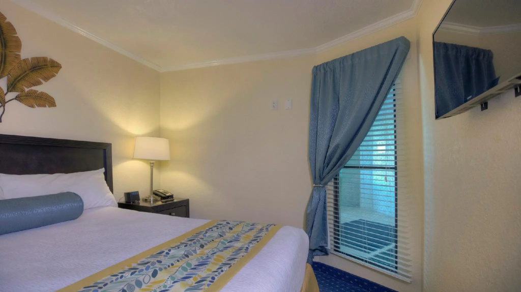 Sailport Waterfront Suites - Chambres