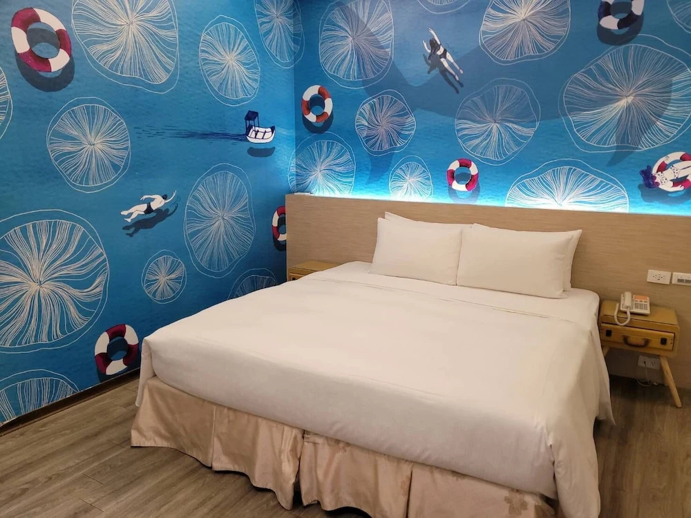 Standard Double room (full double bed)