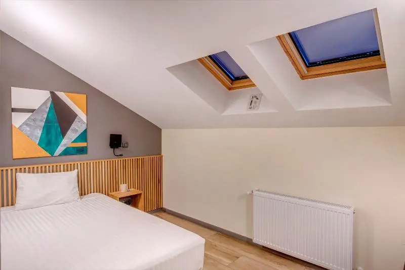 Economy Double room (full double bed)