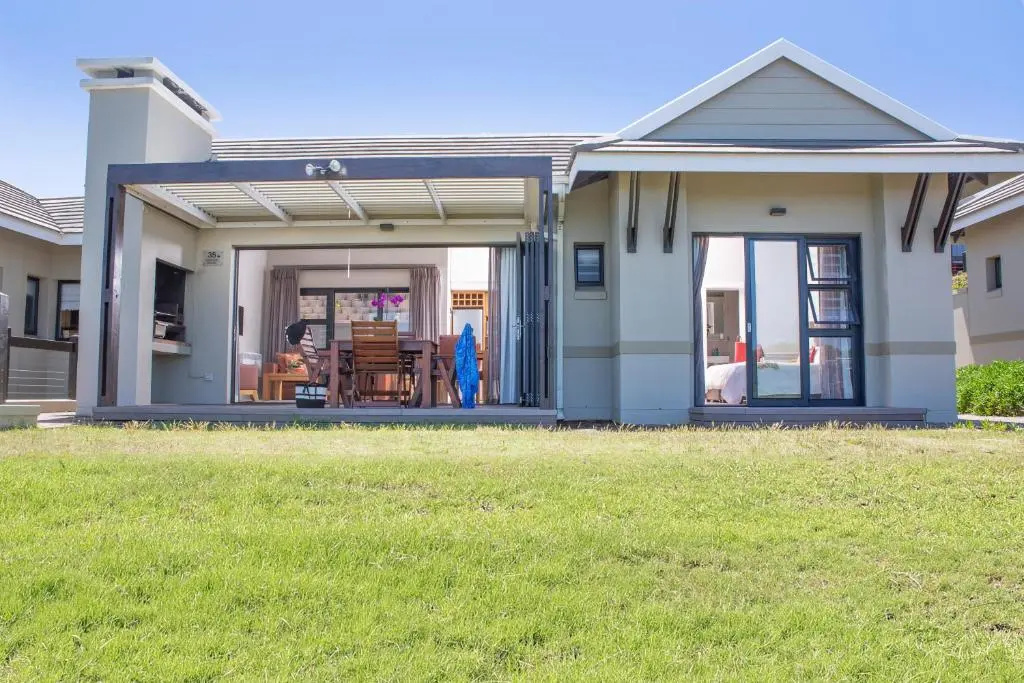 Brenton Haven Beachfront Resort