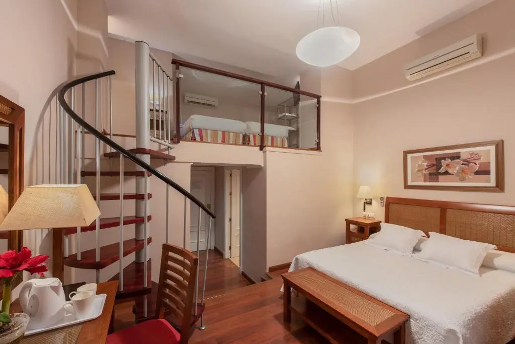 Standard Quadruple room