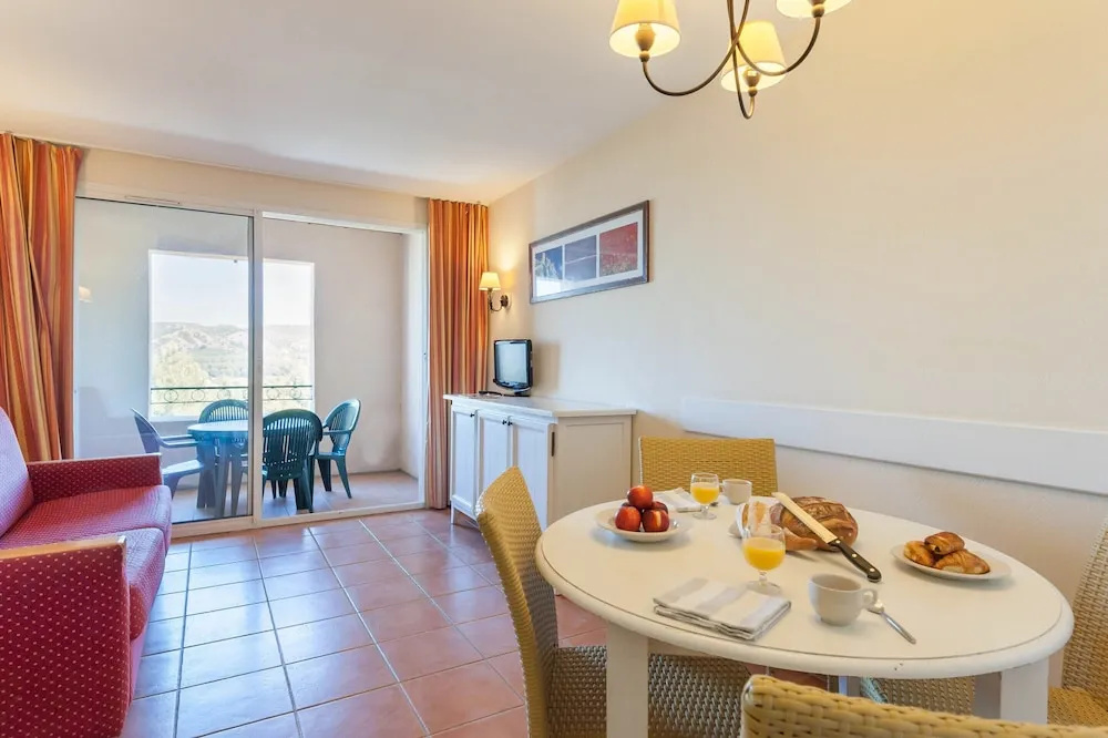 Voir la photo 3 — 4-person Riverfront Escape