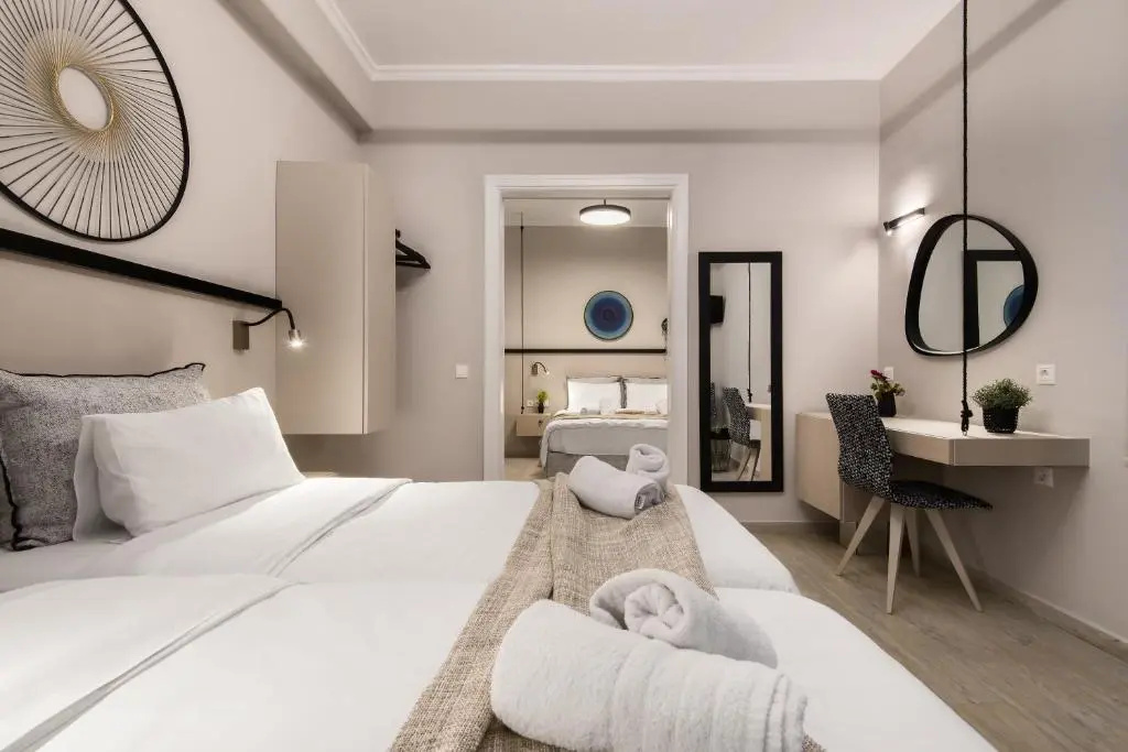 2 Bedrooms Apartment