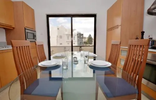 City Living Suite TK 2 Rm 3.