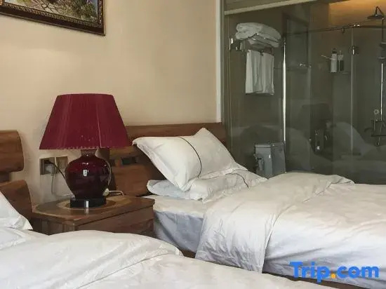 Standard Double Family room with sea view (full double bed)