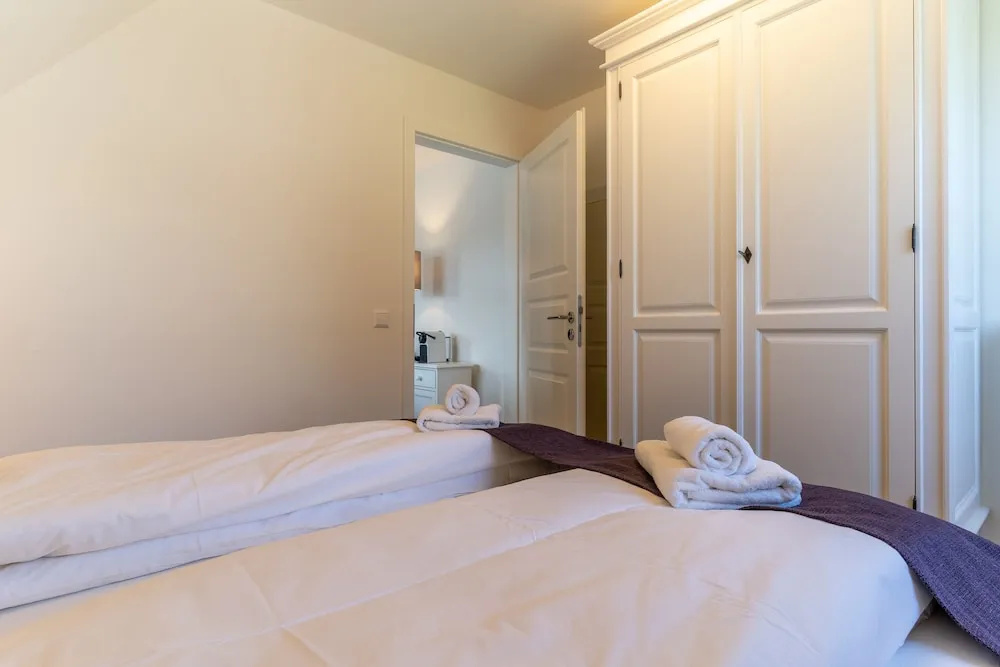 1 Bedroom Apartment with balcony