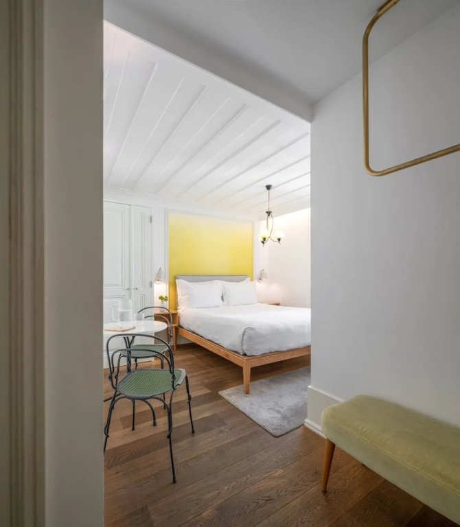 Superior room