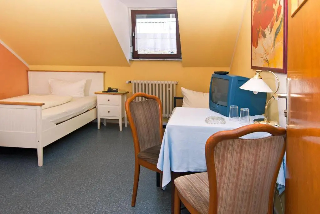 Standard room