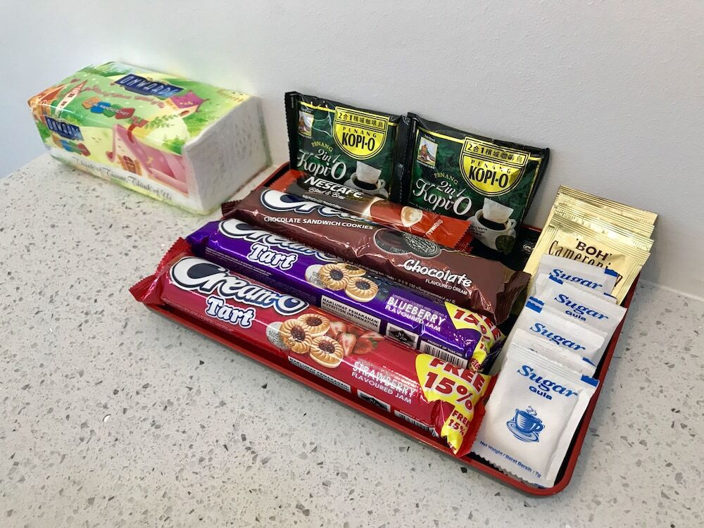 J's Suite At Southville City