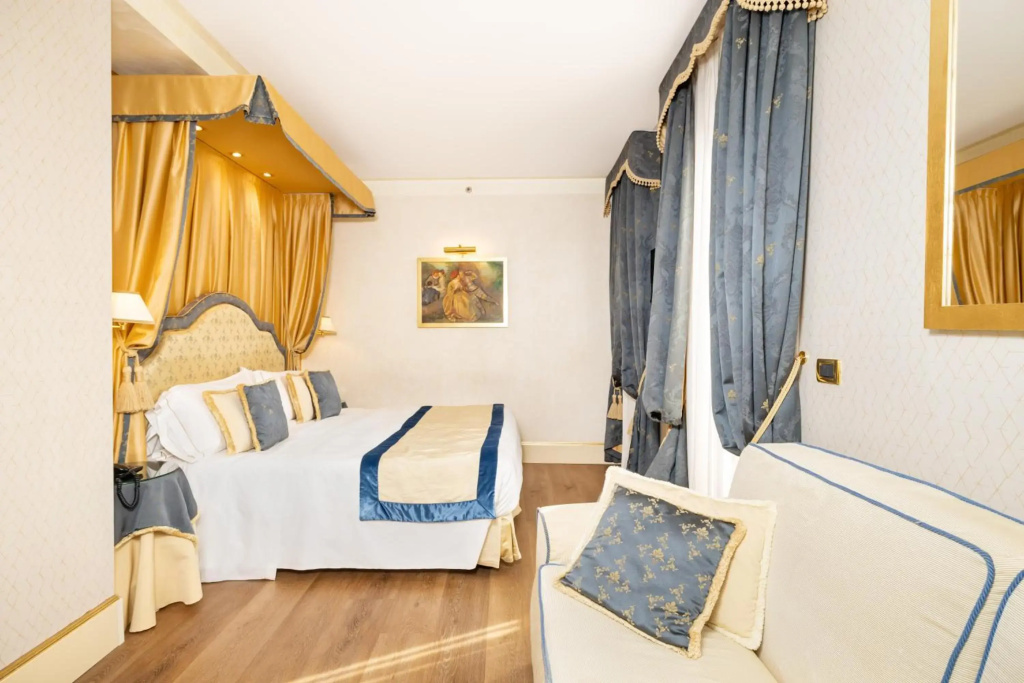 Hotel photo 36
