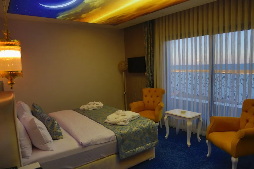 Deluxe room with sea view