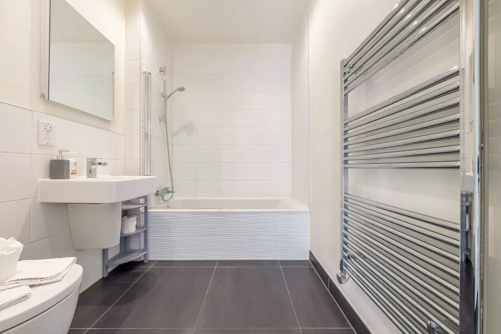 Luxury 1 Bedroom Serviced Apartment in the Heart of Stevenage - фото 8