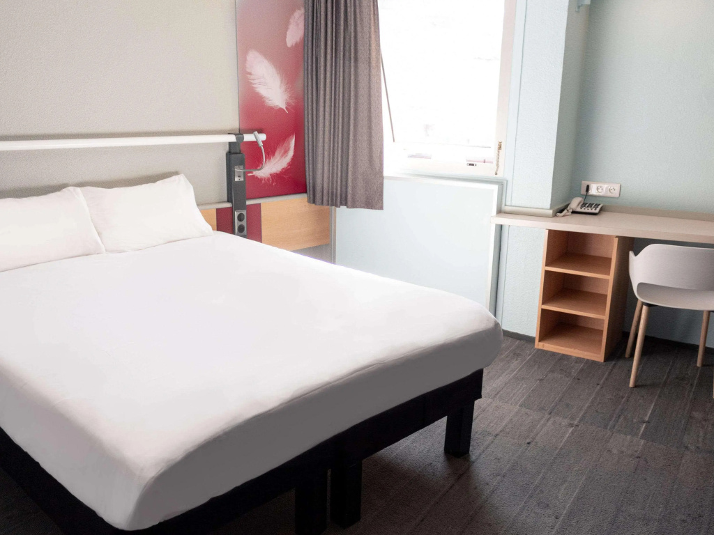 ibis Paris Gennevilliers — фото