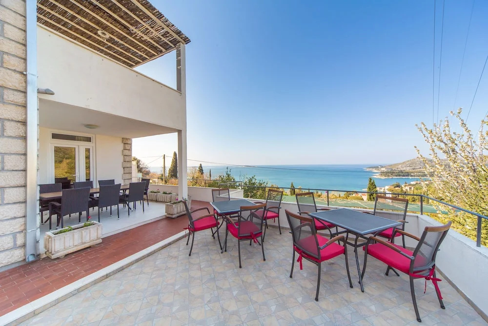 Villa Narona