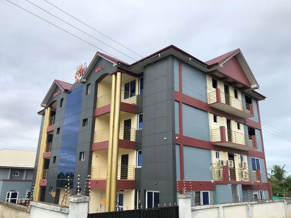 Rhogem Hotel