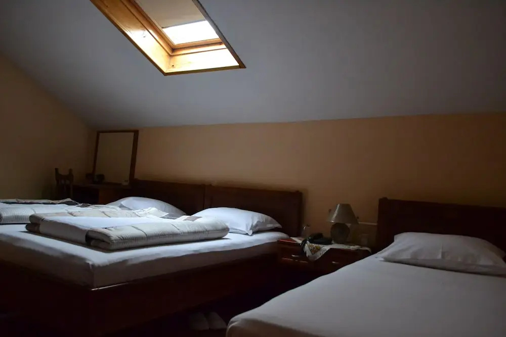 Ada Hotel - Chambres